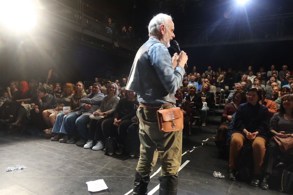 Aukce pro premiéře